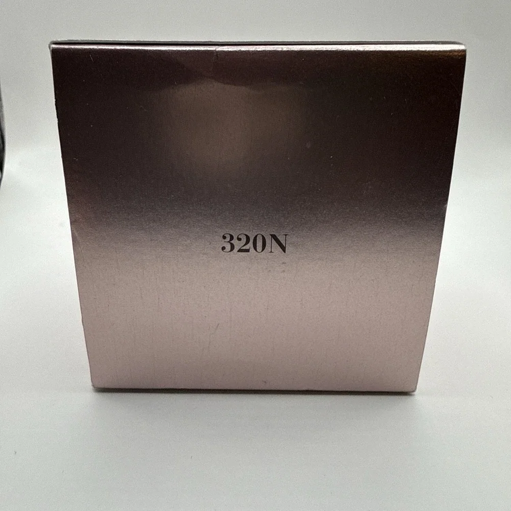 Elizabeth Arden Ceramide Lift and Firm Cream Makeup Foundation - Shade 320N NIB